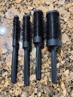 Scalp master 4 pc round brushes NEW