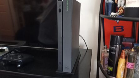 Xbox one x Scorpio edition