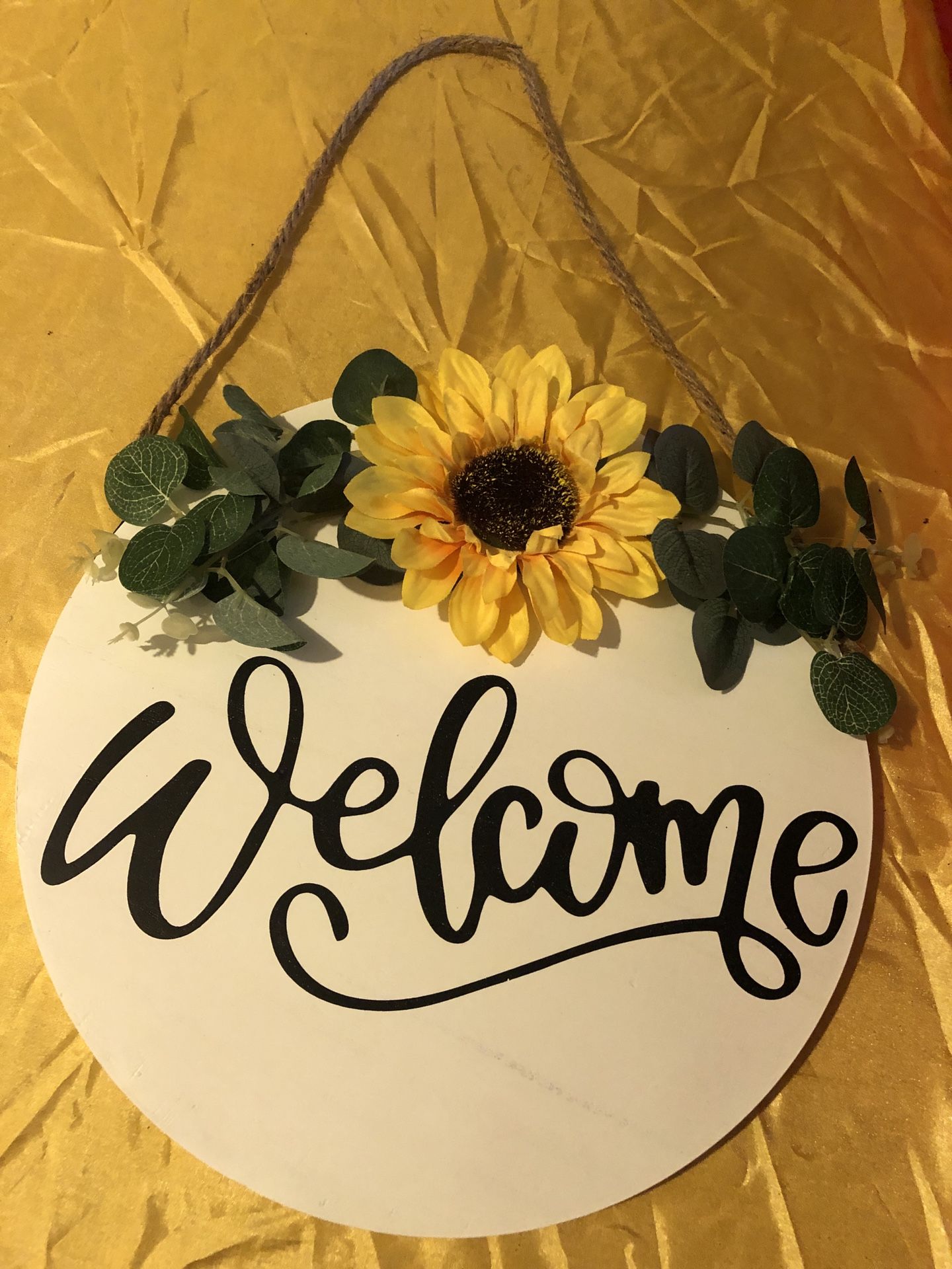 New Solid Wood Round Welcome Sign With Sunflower