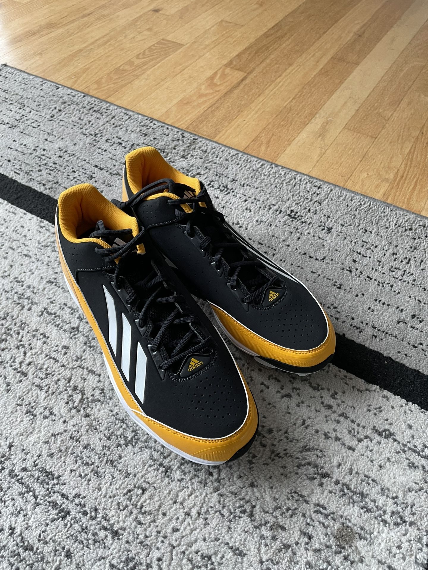 Adidas Baseball Cleats Size 11.5