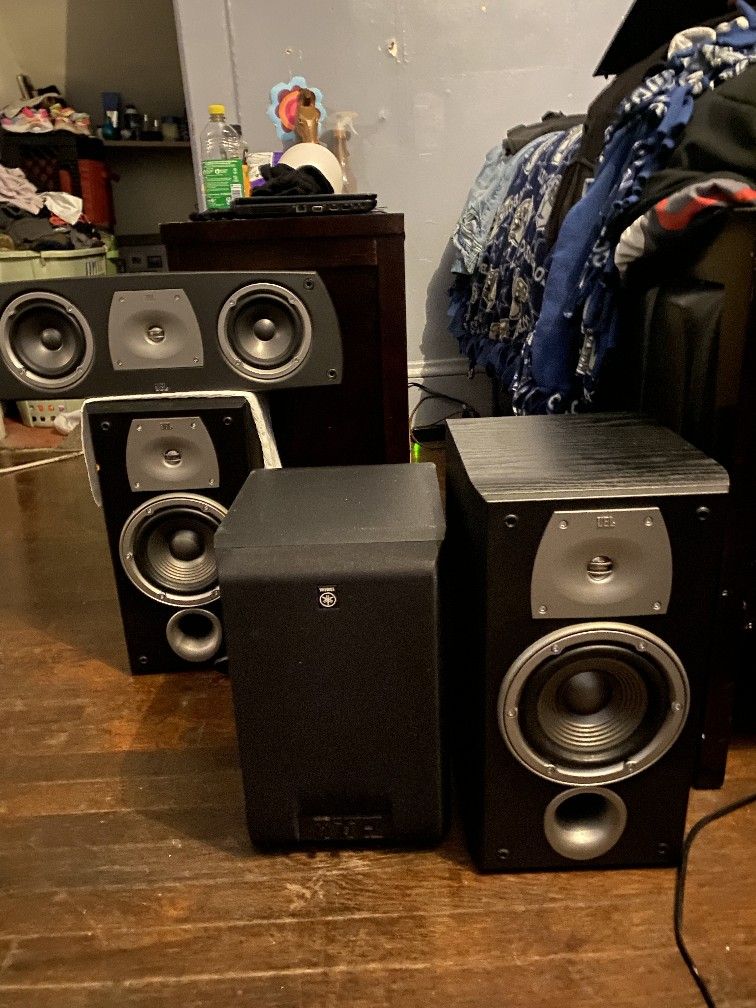 Nice Speakers Sounds Good
