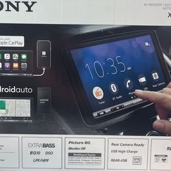 Sony  7 Inch Av Receiver  XAV–AX150