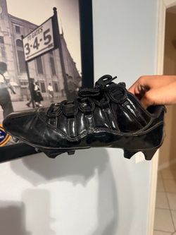 Jordan 11 cleats size 10.5