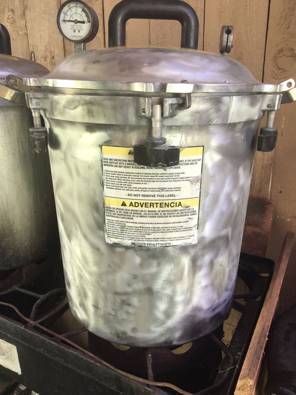2x All American 30Quart Pressure Cooker Canner for Sale in Lawndale