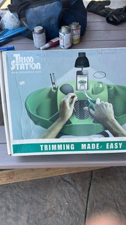 Trimming tray