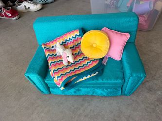 American Girl Doll Pullout Couch/bed