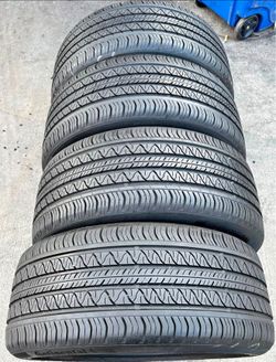 255/45/19 continental  vendo un set de llantas usadas excelente condiciones de vida las 4 ✅🤩I am selling a set of used tires, all 4 in excellent livi