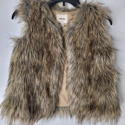 Cherokee Faux Fur Vest 