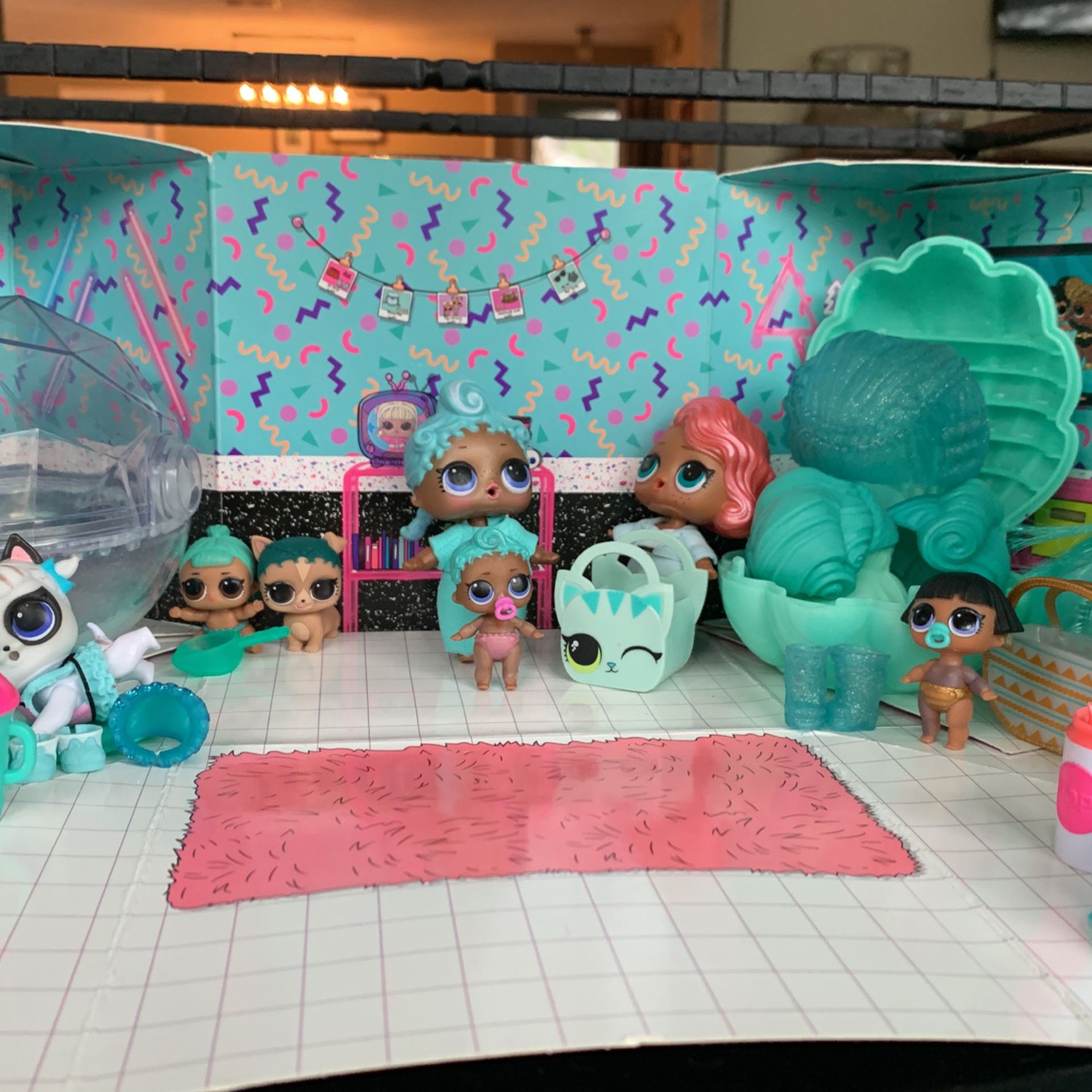 LOL Surprise Teal Jumbo Pack With Multiple Dolls, Accessories And Cases 