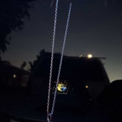 925 Silver Pendent And Chain