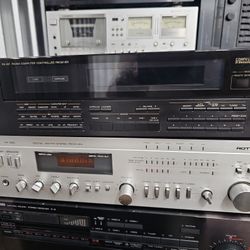 Jvc Receiver  And Rotel