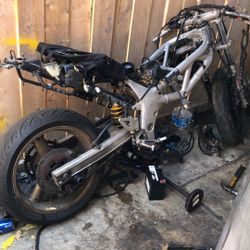 Selling The Frame To My Suzuki 2001 