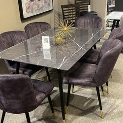 ClementeDining Table
Homelegance$10 Down Payment And Financing Available