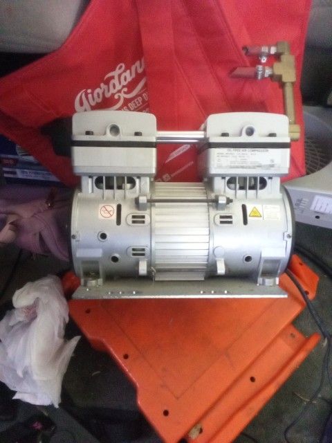 Oil Free Air Compressor