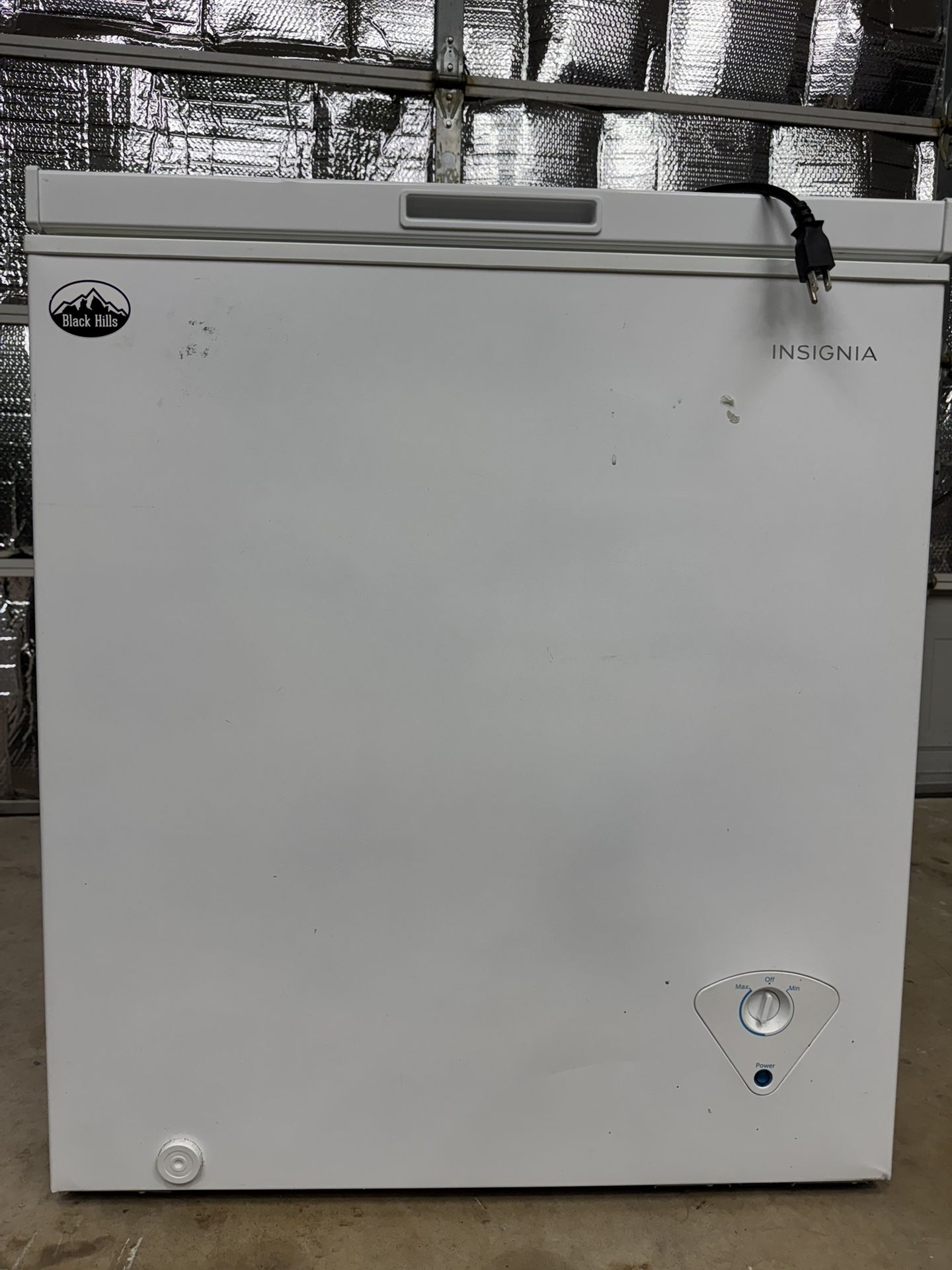 Insignia Freezer