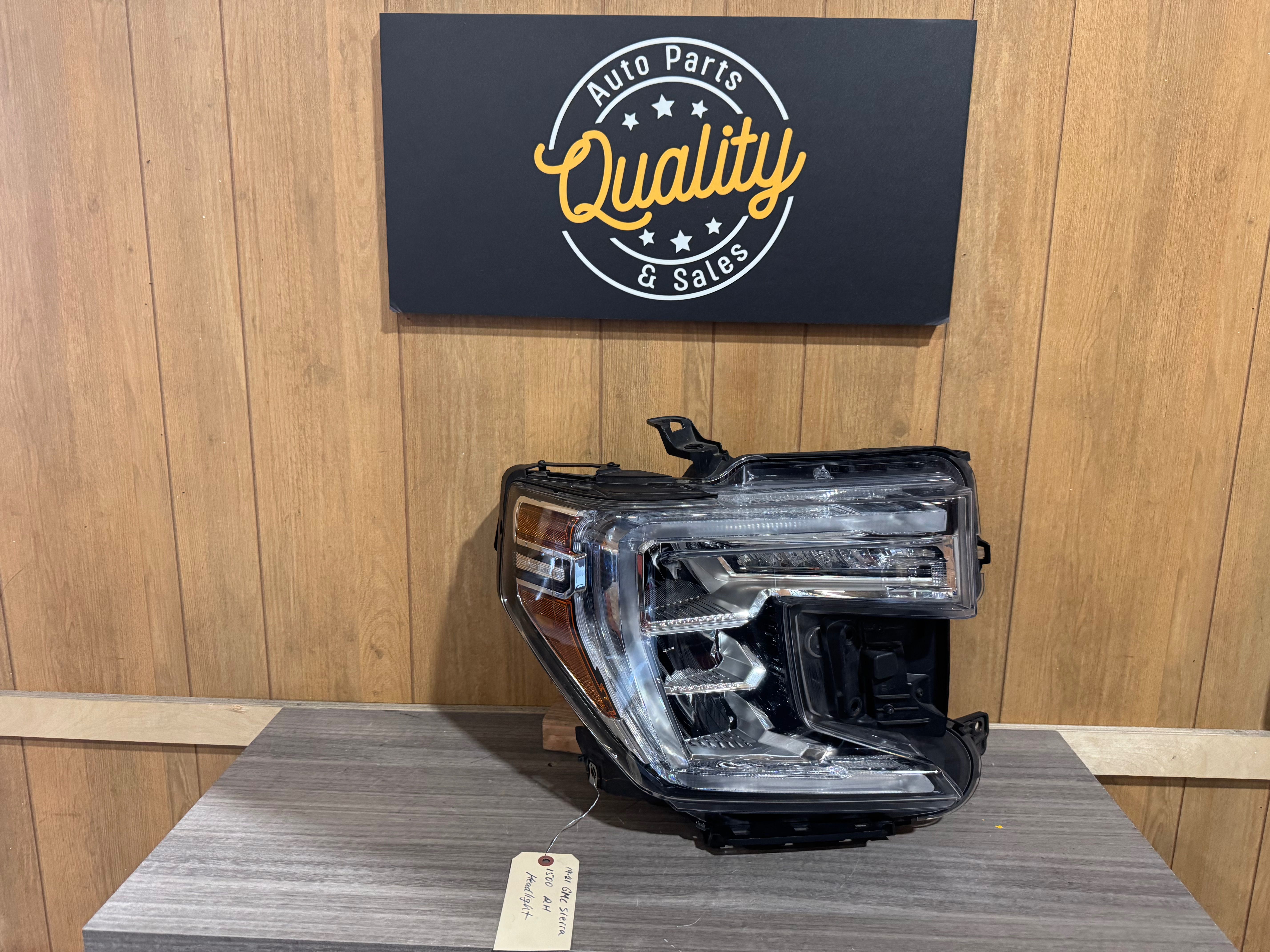 2019 2020 2021 GMC Sierra 1500 Passenger Side Right Side Headlight