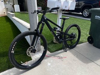 YT Capra size large Core 3 2023