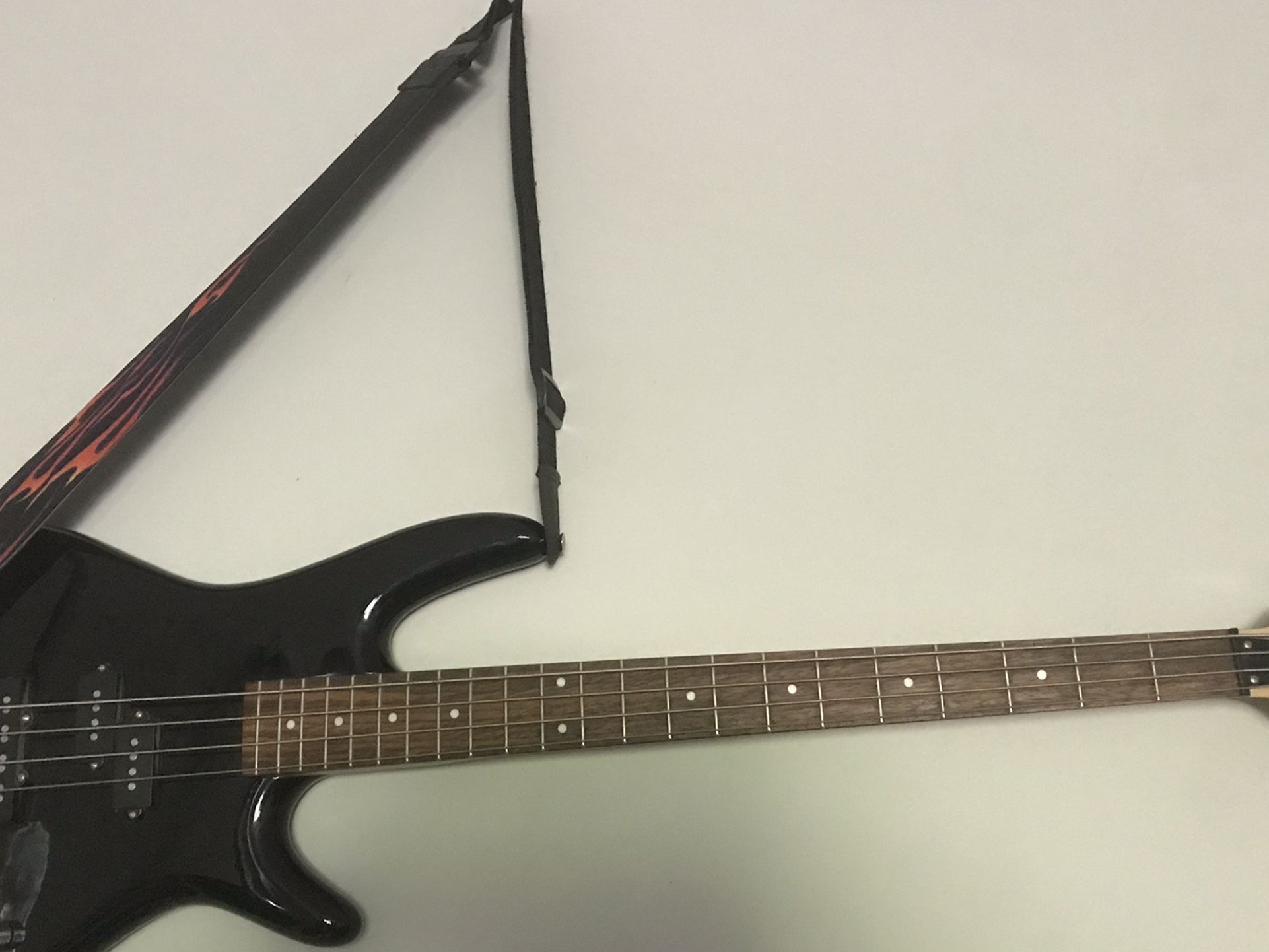 Bass Ibanez