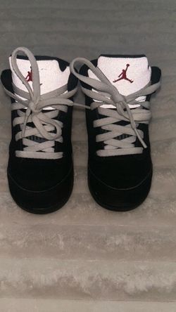 Jordan 5 Retro “Metallic Black”