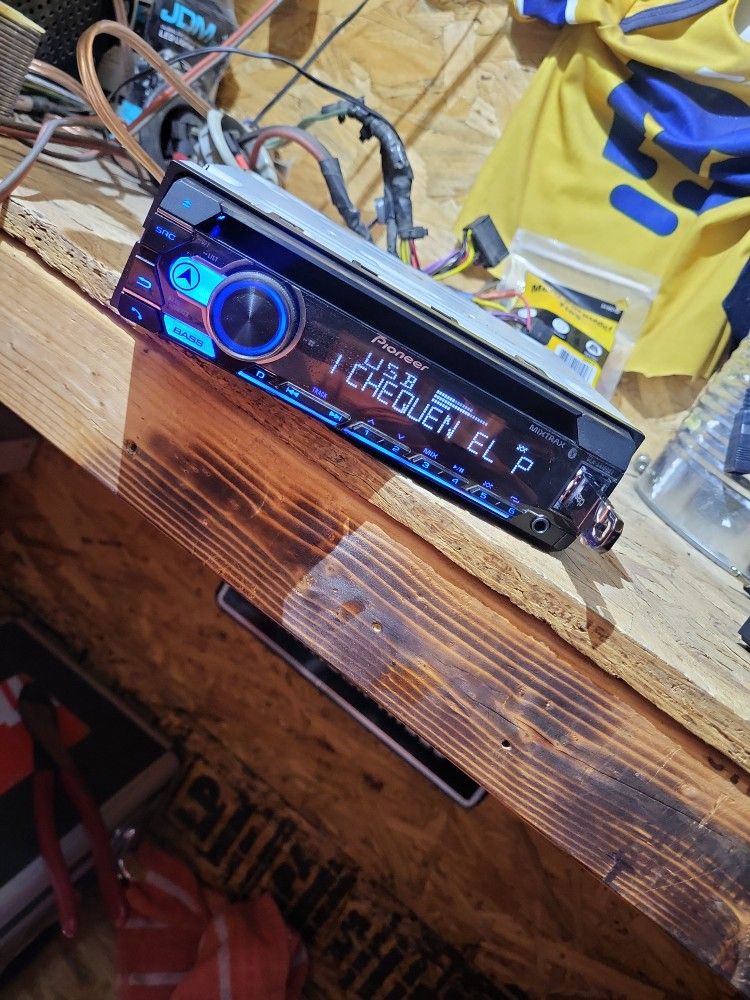 Radio 📻 Pioneer DEH-S4100BT En Perfec Condicion 👌