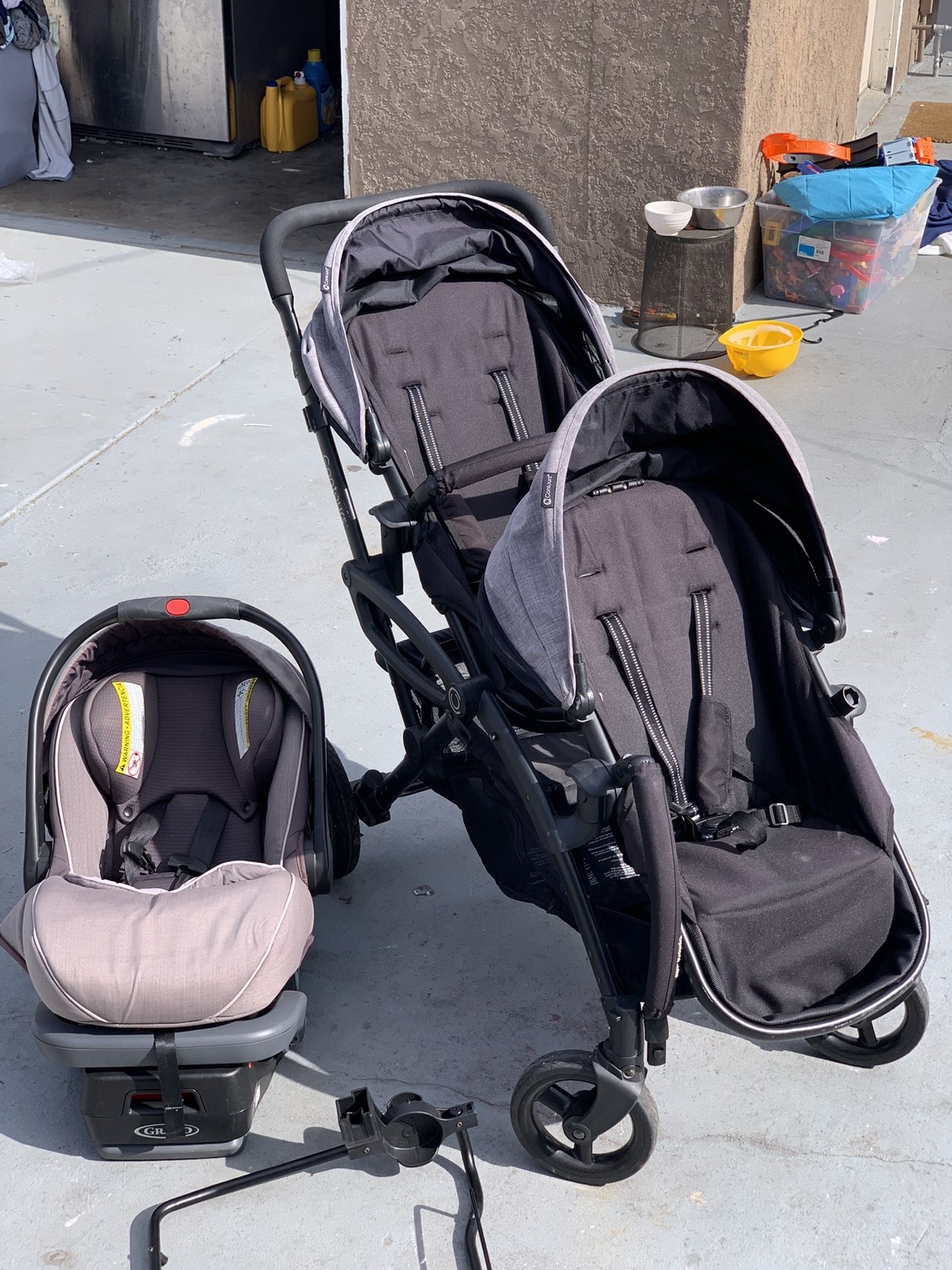 Graco car seat and contours elite tandem double stroller
