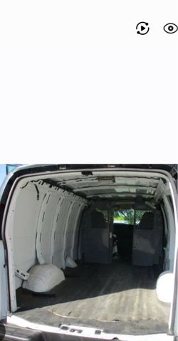 2011 Ford E150 Cargo • Commercial Extended Van 3D