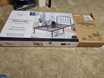 New Mainstays Twin Crew Metal Platform Bed Frame