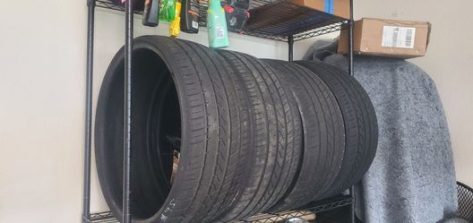 Tires-Lexani LX-Twenty Performance 255/25R24 95W XL