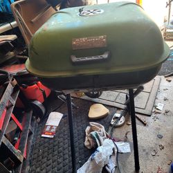 BBQ  Grill Excellent Condition!! $20