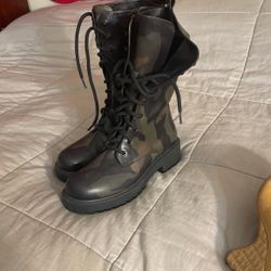 MICHAEL KORS BOOTS
