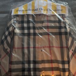 Brand New Burberry Checkered Pattern Women Shirt