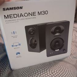 Samson Mediaone M30 Speakers 