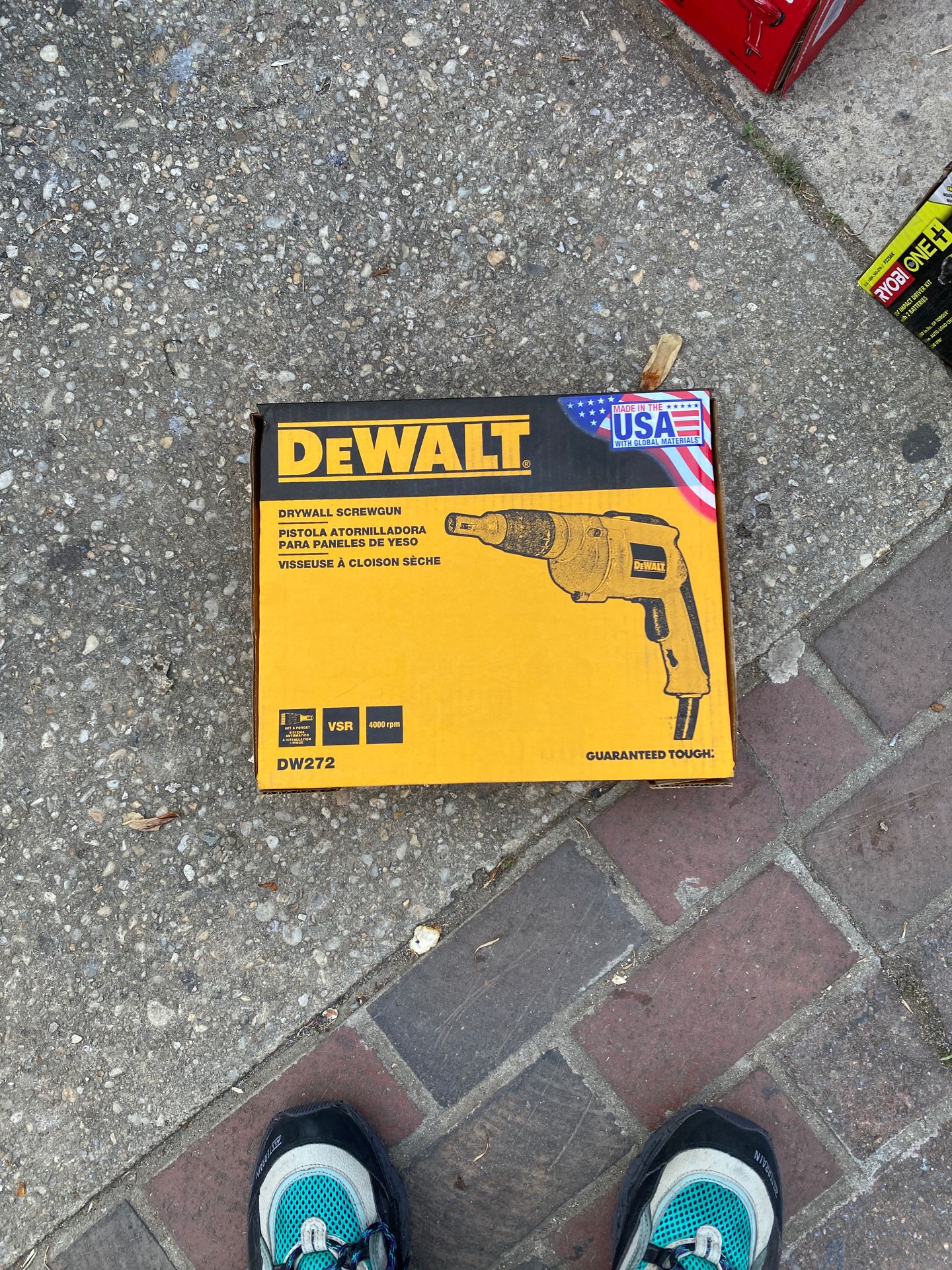 DewaLt Drywall