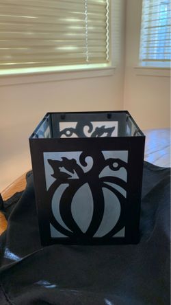 Halloween/Fall metal & glass pumpkin candle holder 6” tall x5” wide