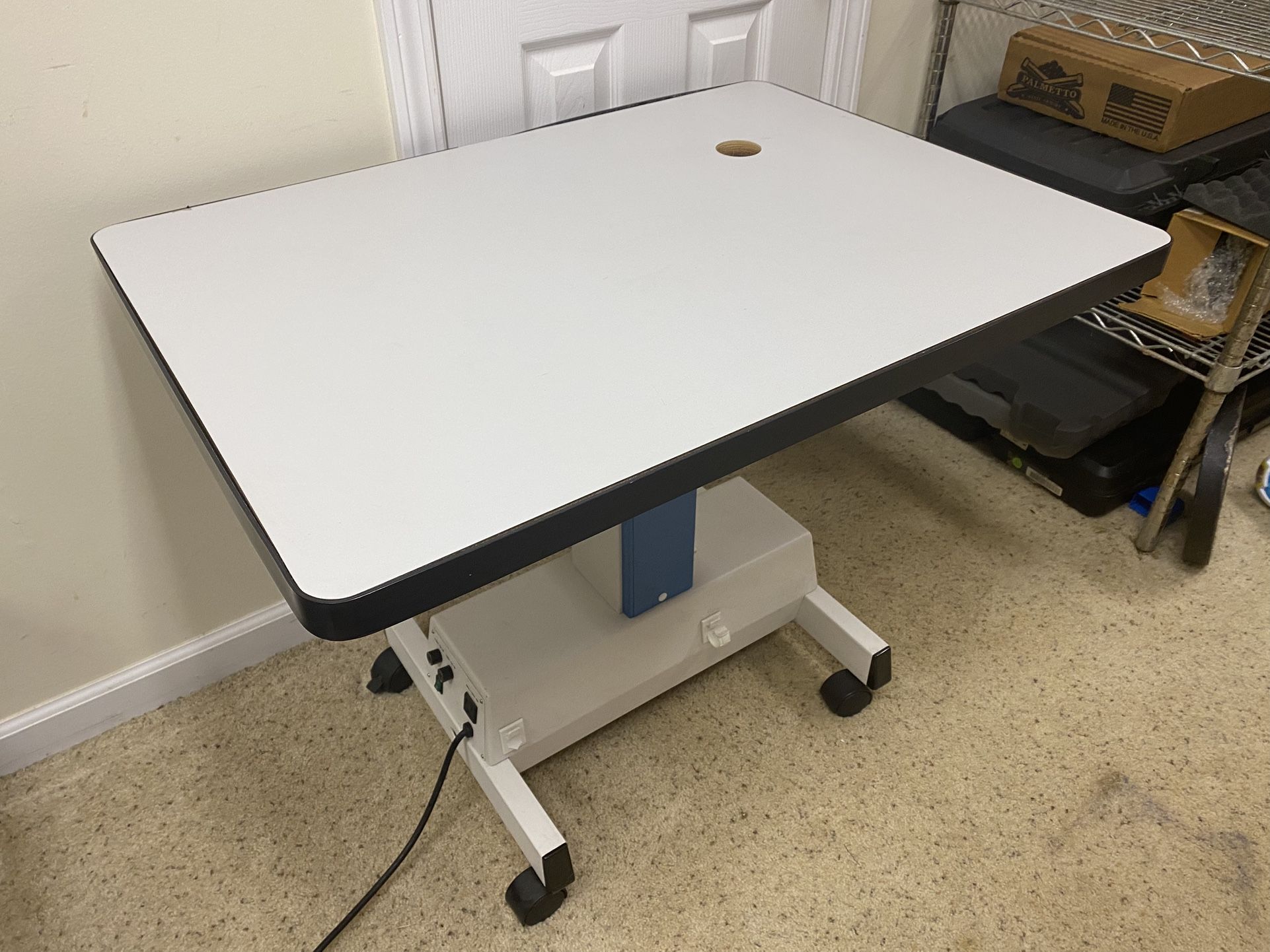 Hydraulic Motorized Medical Instrument Table, Adjustable Height with Wheels