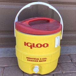 IGLOO Industrial 3 Gallon Drinking Water Cooler Red & Yellow