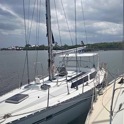 1987 41’ Jeanneau Voyager