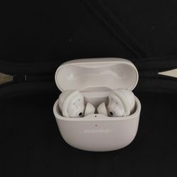 MONI BOSE EARBUDS