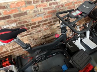 Sole Fitness SB700 Spin Bike