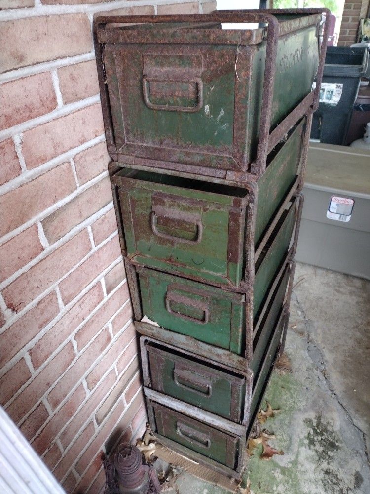 Metal Stack Bins