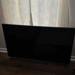 LG 49” Smart Tv