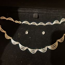 Vera Wang Wedding Necklace