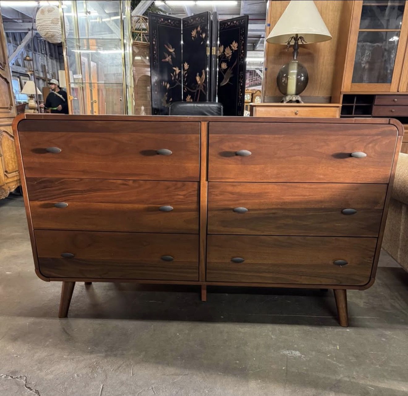 Dresser mid century modern style MCM