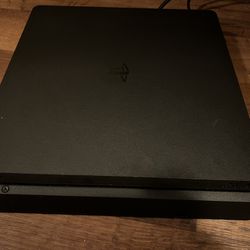 PS4 Mildly Used 