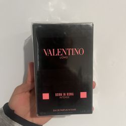 valentino born in roma 