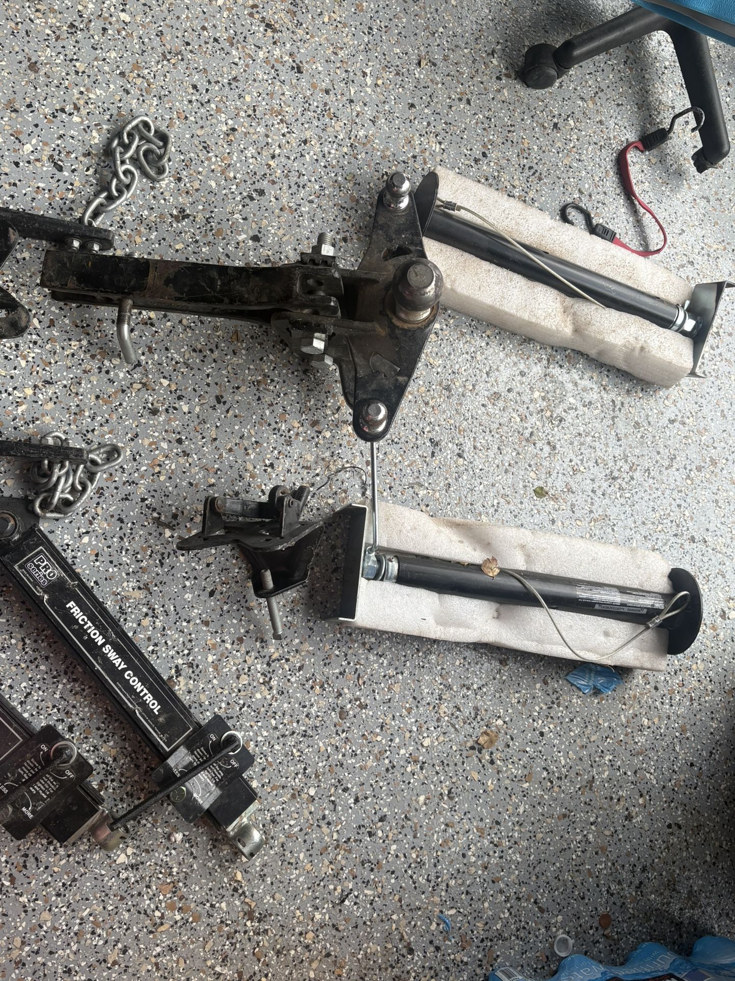 Series Friction Sway Control Used For Trailer Towing 