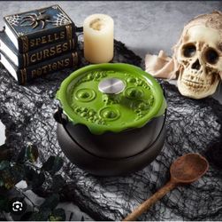 Brand new cast iron cauldron