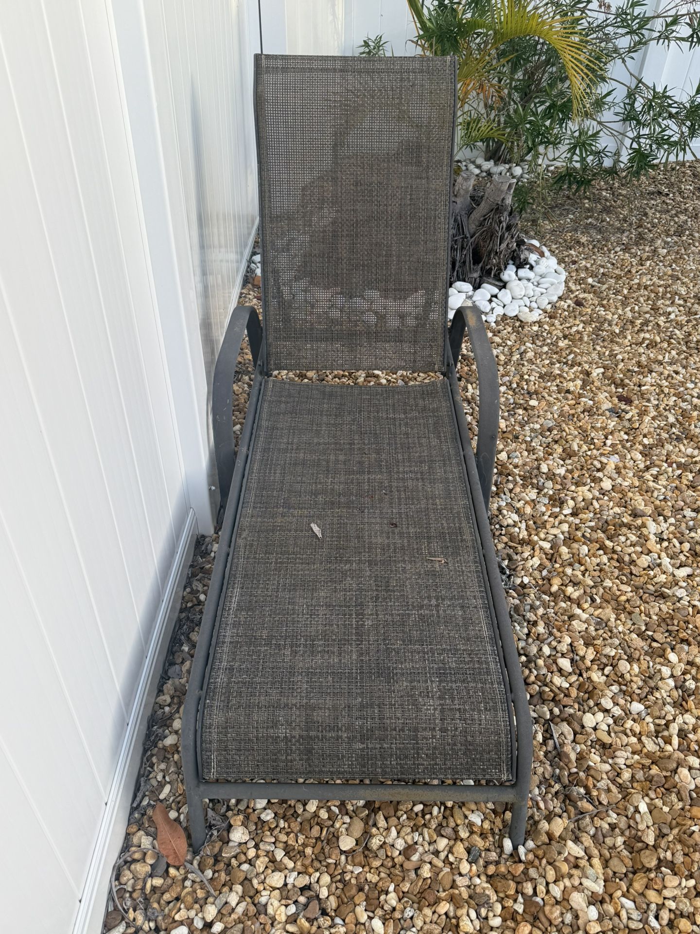 Lawn Chair Lounger