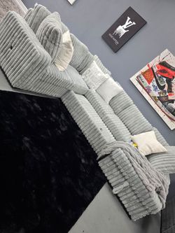 ✨️ Sectionals, 2pc Sofas ✨️ Furniture Queen Bedrooms, Dining Avail