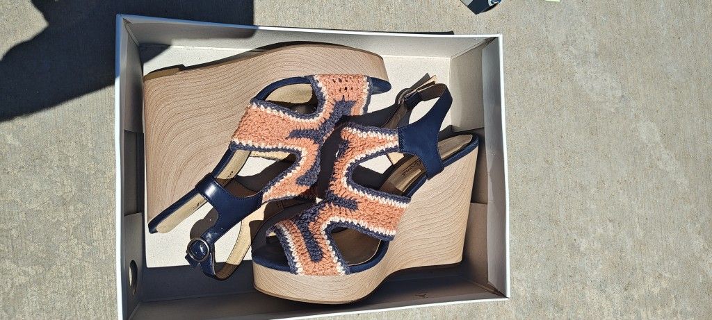 Lucky Brand Wedge